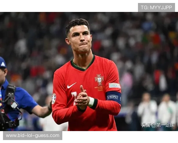 90年代意大利足球传奇球星回顾 与黄金一代的辉煌时刻