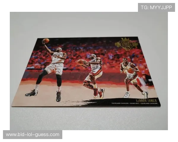 球星卡收藏新热潮帕尼尼三星系列掀起全球足球迷狂热风暴