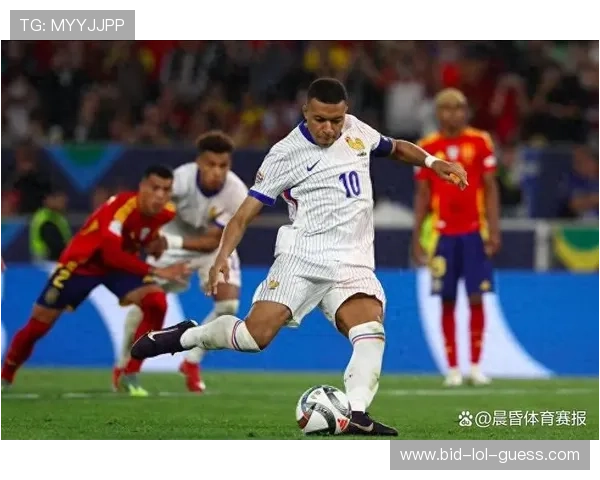 速度与激情并行：探索现代足球赛场上飞速奔跑的球星们